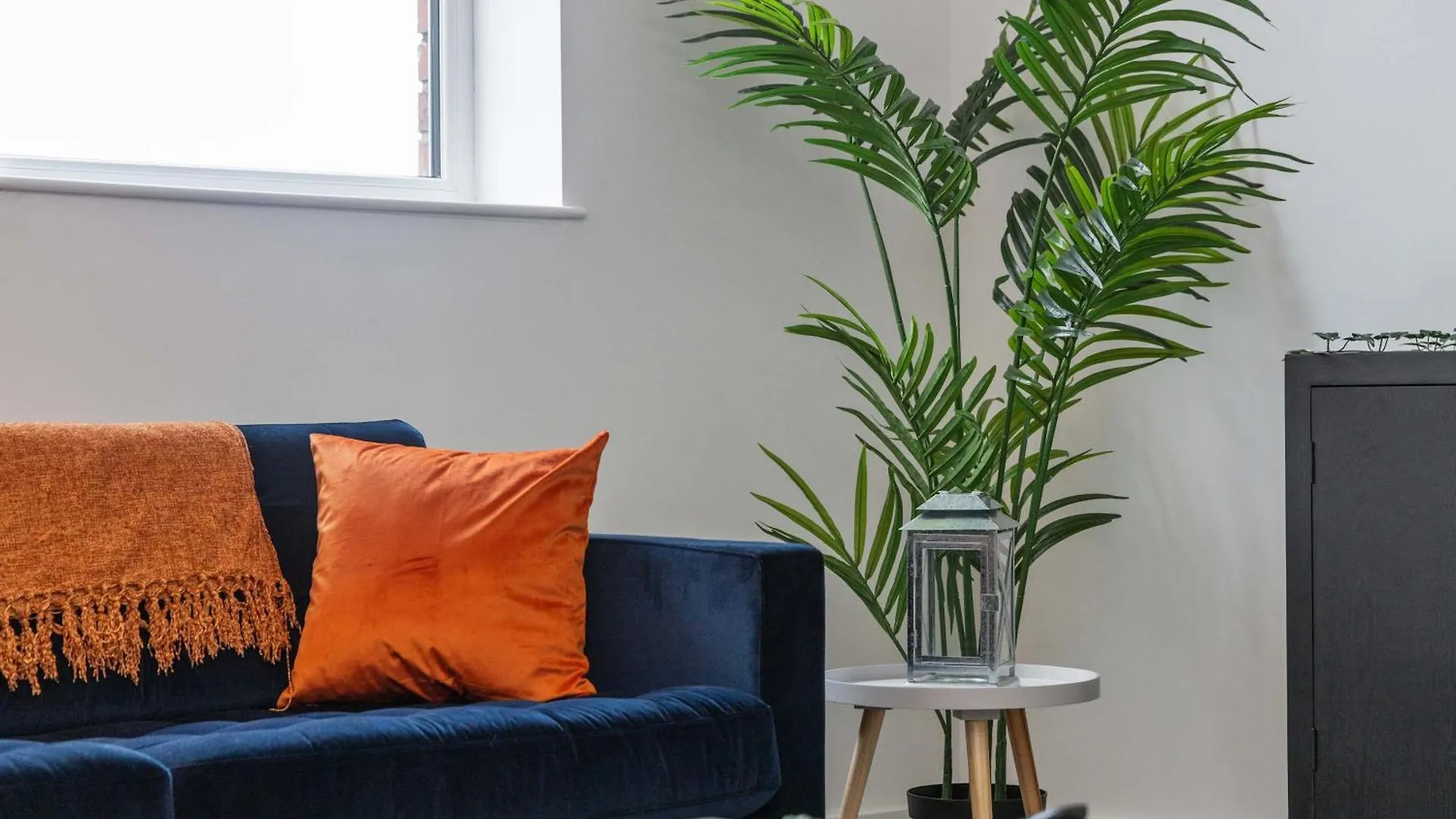 Luxury 2 Bedroom Penthouse In East Village Belfast - Walk To City Centre, Roof Terrace